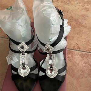 New Back rhinestone heels.
